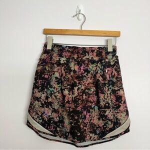 Lululemon Hotty Hot High-Rise Skirt *Long Stencil Blossom Red Sheer Blue Sz 6